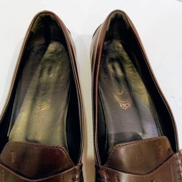 TOD'S Women's Square Toed Penny Loafer Brown Smooth Leather - Picture 9 of 11
